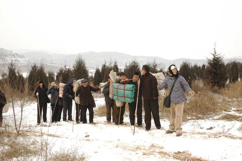 4、和没眼人在山里